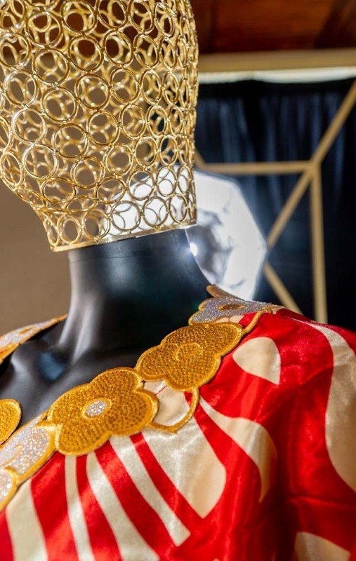 Tiwa Silk Blouse With Stoned Embroidery Neck - Image 8